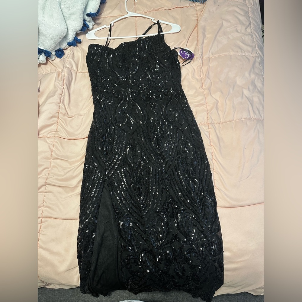 Windsor formal dress. Brand new with tags. Never worn